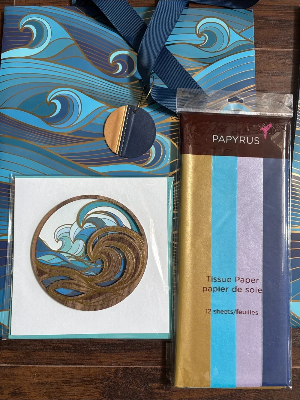 🆕Papyrus “Modern Waves” Gift Bag, Tissue And Card Bundle